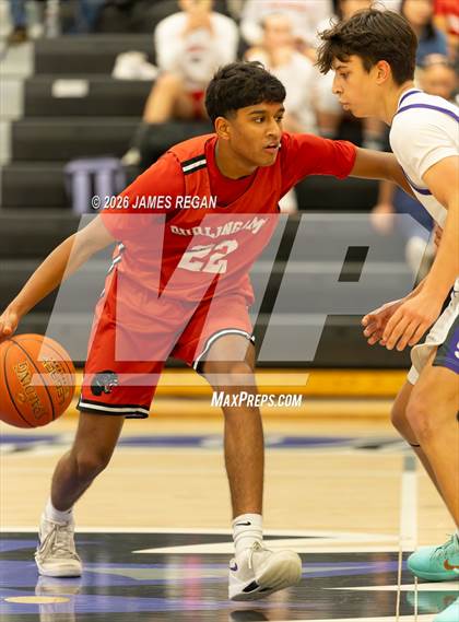 Thumbnail 2 in JV: Burlingame @ Sequoia photogallery.