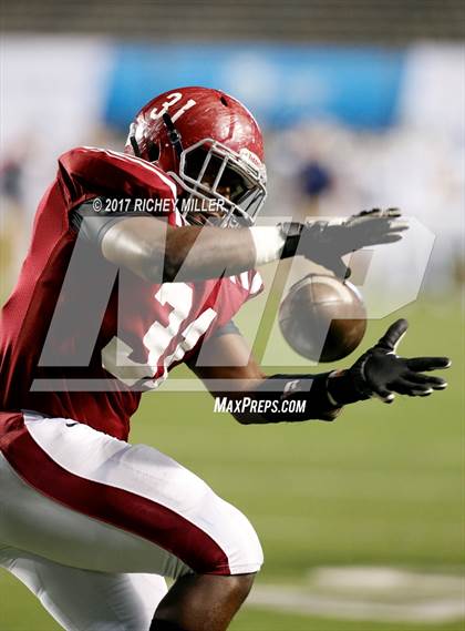Thumbnail 1 in Greenwood vs. Pine Bluff (AAA 6A Final) photogallery.
