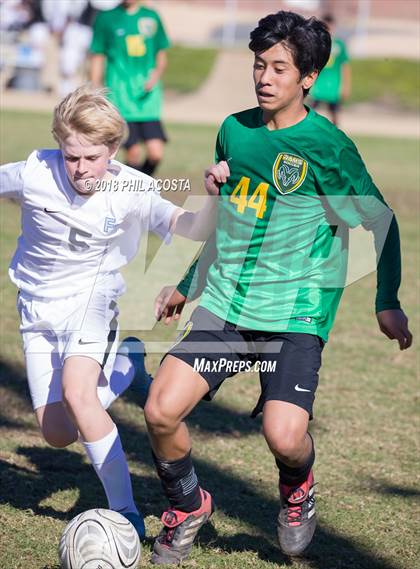 Thumbnail 3 in Temple City vs Flintridge Prep photogallery.