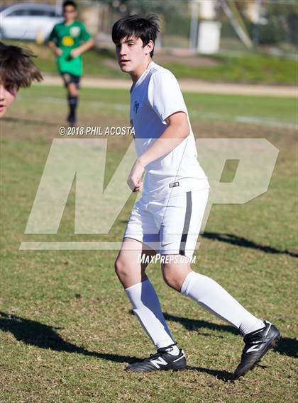 Thumbnail 3 in Temple City vs Flintridge Prep photogallery.