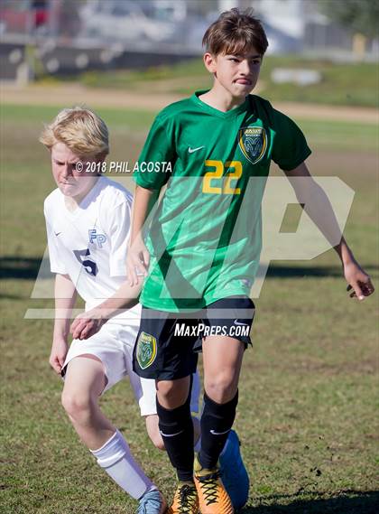 Thumbnail 1 in Temple City vs Flintridge Prep photogallery.