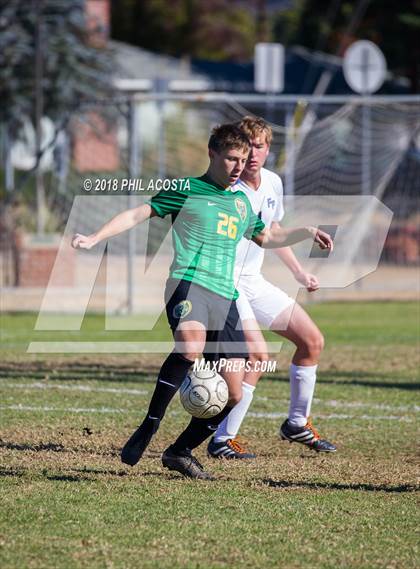 Thumbnail 3 in Temple City vs Flintridge Prep photogallery.