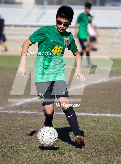 Thumbnail 3 in Temple City vs Flintridge Prep photogallery.