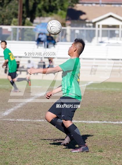 Thumbnail 1 in Temple City vs Flintridge Prep photogallery.