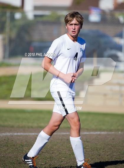 Thumbnail 3 in Temple City vs Flintridge Prep photogallery.