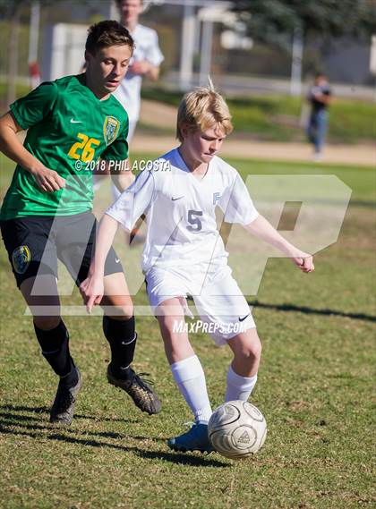 Thumbnail 1 in Temple City vs Flintridge Prep photogallery.