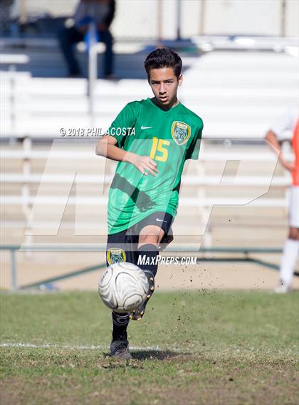 Thumbnail 1 in Temple City vs Flintridge Prep photogallery.