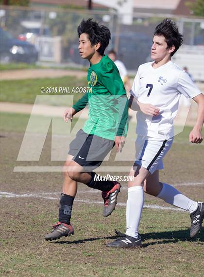 Thumbnail 3 in Temple City vs Flintridge Prep photogallery.