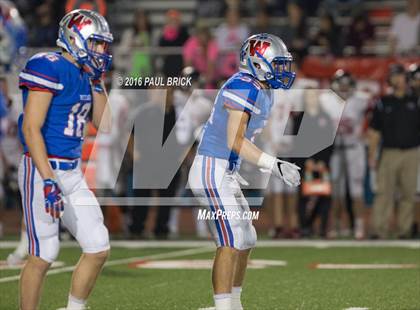 Thumbnail 1 in Westlake vs. Vista Ridge photogallery.