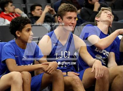Thumbnail 3 in University vs La Jolla Country Day (CIF State D3 Final) photogallery.