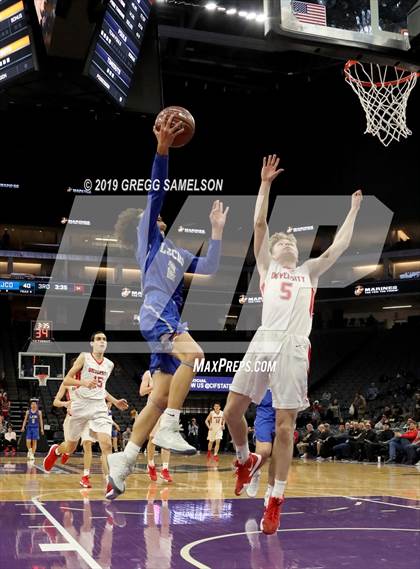 Thumbnail 3 in University vs La Jolla Country Day (CIF State D3 Final) photogallery.