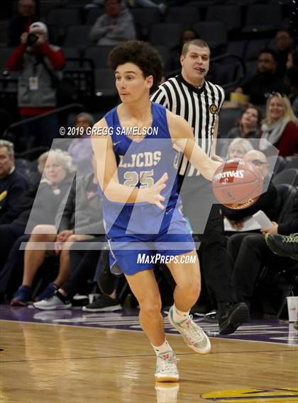 Thumbnail 1 in University vs La Jolla Country Day (CIF State D3 Final) photogallery.