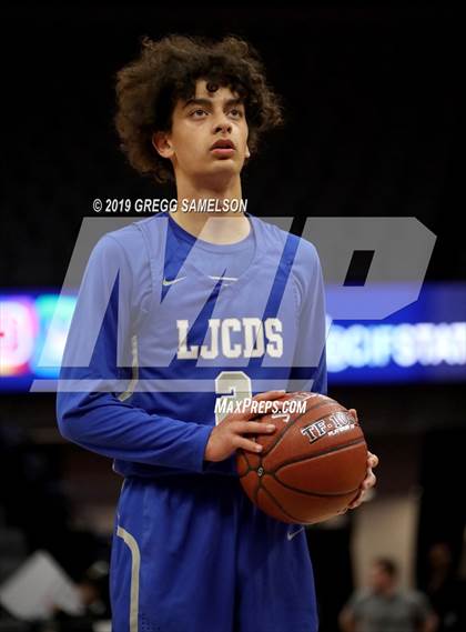 Thumbnail 2 in University vs La Jolla Country Day (CIF State D3 Final) photogallery.