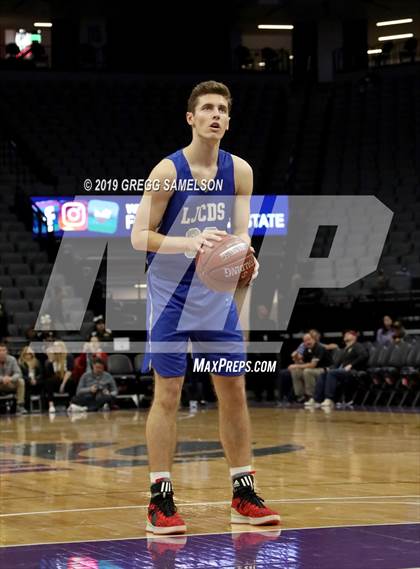 Thumbnail 3 in University vs La Jolla Country Day (CIF State D3 Final) photogallery.
