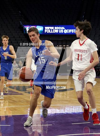 Thumbnail 1 in University vs La Jolla Country Day (CIF State D3 Final) photogallery.