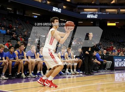 Thumbnail 3 in University vs La Jolla Country Day (CIF State D3 Final) photogallery.