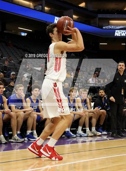 Thumbnail 1 in University vs La Jolla Country Day (CIF State D3 Final) photogallery.
