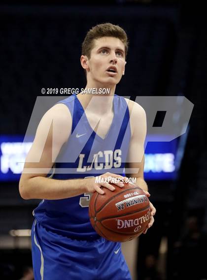 Thumbnail 3 in University vs La Jolla Country Day (CIF State D3 Final) photogallery.