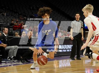 Thumbnail 3 in University vs La Jolla Country Day (CIF State D3 Final) photogallery.