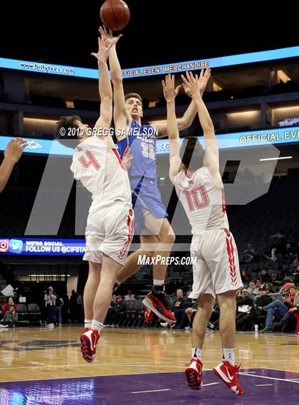 Thumbnail 1 in University vs La Jolla Country Day (CIF State D3 Final) photogallery.