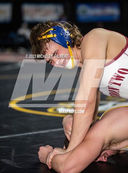 Thumbnail 3 in NYSPHSAA Division 2 Round 3 photogallery.