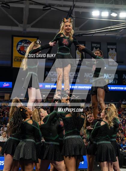 Thumbnail 2 in Kettle Run (VHSL Class 3 Final) photogallery.