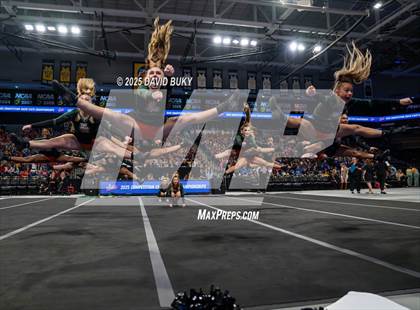 Thumbnail 2 in Kettle Run (VHSL Class 3 Final) photogallery.