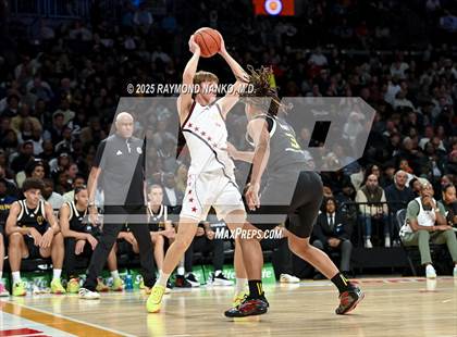 Thumbnail 3 in McDonald's All American Games  photogallery.