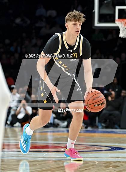 Thumbnail 3 in McDonald's All American Games  photogallery.