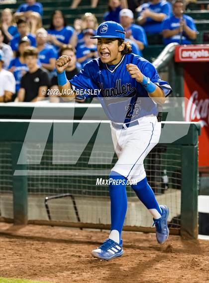 Thumbnail 3 in Hamilton vs. Chandler (AIA 6A State Final) photogallery.