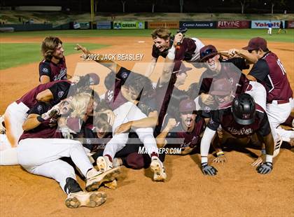 Thumbnail 3 in Hamilton vs. Chandler (AIA 6A State Final) photogallery.