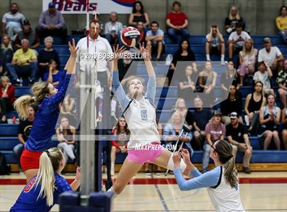 Thumbnail 3 in Clovis North @ Buchanan photogallery.