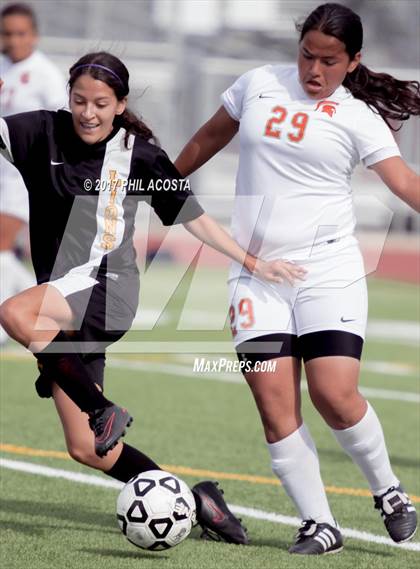 Thumbnail 3 in Fairfax vs. Huntington Park (CIF LA City Section D4 Final)  photogallery.