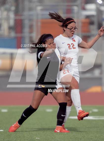 Thumbnail 2 in Fairfax vs. Huntington Park (CIF LA City Section D4 Final)  photogallery.