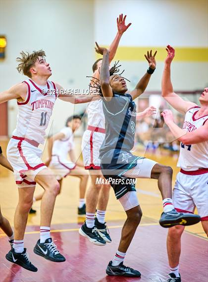 Thumbnail 2 in Iowa Colony vs. Tompkins (McDonald's Texas Invitational) photogallery.