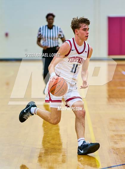 Thumbnail 2 in Iowa Colony vs. Tompkins (McDonald's Texas Invitational) photogallery.