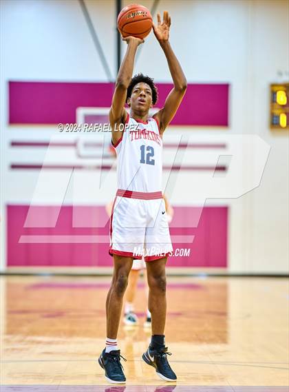 Thumbnail 2 in Iowa Colony vs. Tompkins (McDonald's Texas Invitational) photogallery.