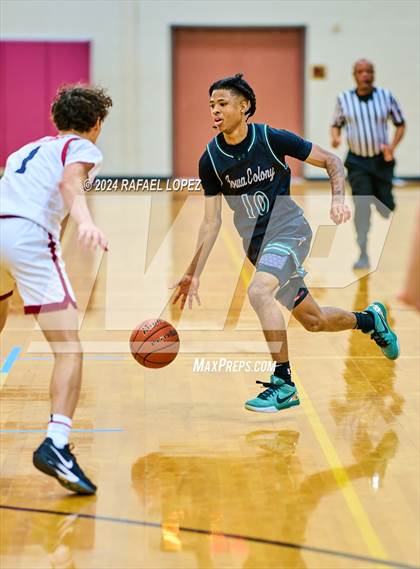 Thumbnail 2 in Iowa Colony vs. Tompkins (McDonald's Texas Invitational) photogallery.
