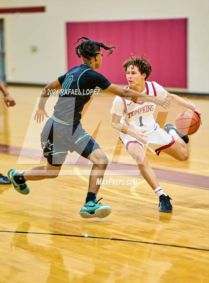 Thumbnail 1 in Iowa Colony vs. Tompkins (McDonald's Texas Invitational) photogallery.