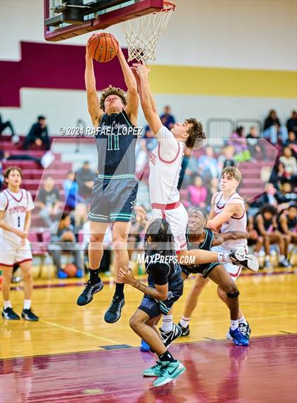 Thumbnail 2 in Iowa Colony vs. Tompkins (McDonald's Texas Invitational) photogallery.