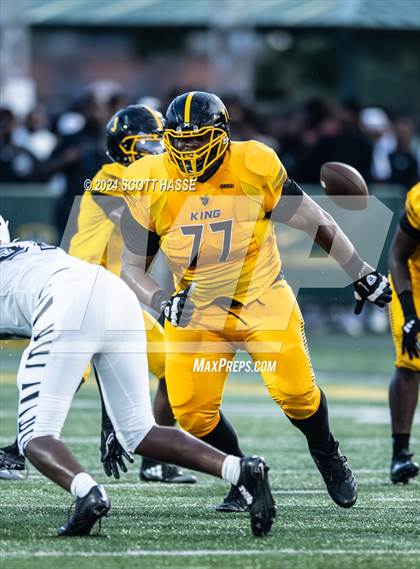 Thumbnail 2 in Cleveland Heights @ King photogallery.