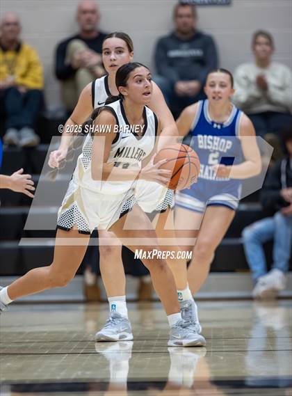 Thumbnail 1 in Indianapolis Bishop Chatard @ Noblesville photogallery.