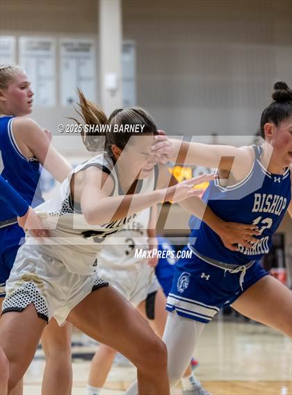 Thumbnail 2 in Indianapolis Bishop Chatard @ Noblesville photogallery.