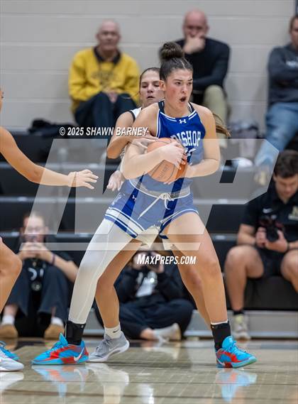 Thumbnail 2 in Indianapolis Bishop Chatard @ Noblesville photogallery.