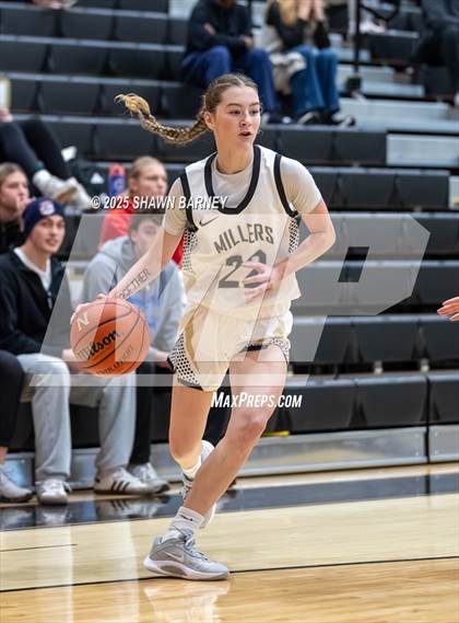 Thumbnail 2 in Indianapolis Bishop Chatard @ Noblesville photogallery.