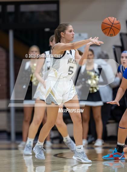 Thumbnail 2 in Indianapolis Bishop Chatard @ Noblesville photogallery.