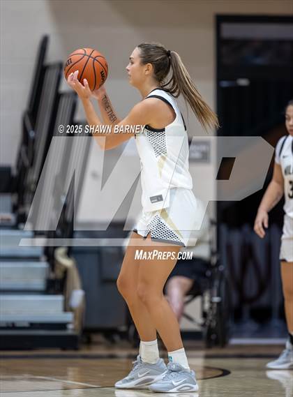 Thumbnail 1 in Indianapolis Bishop Chatard @ Noblesville photogallery.