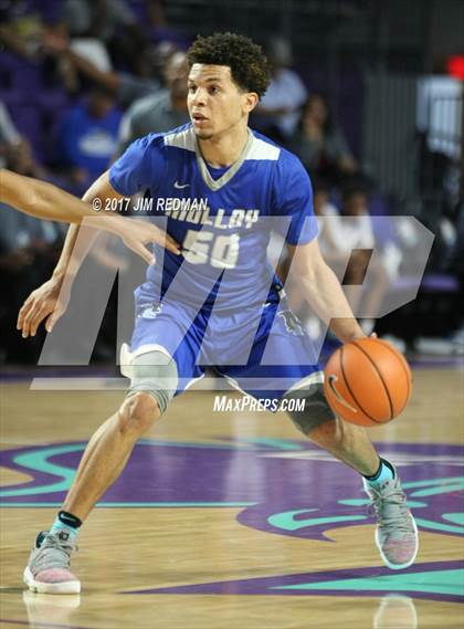 Thumbnail 2 in Archbishop Molloy vs. John Marshall (City of Palms Classic) photogallery.