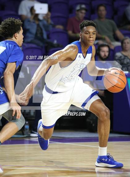 Thumbnail 2 in Archbishop Molloy vs. John Marshall (City of Palms Classic) photogallery.