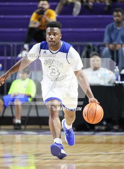 Thumbnail 2 in Archbishop Molloy vs. John Marshall (City of Palms Classic) photogallery.